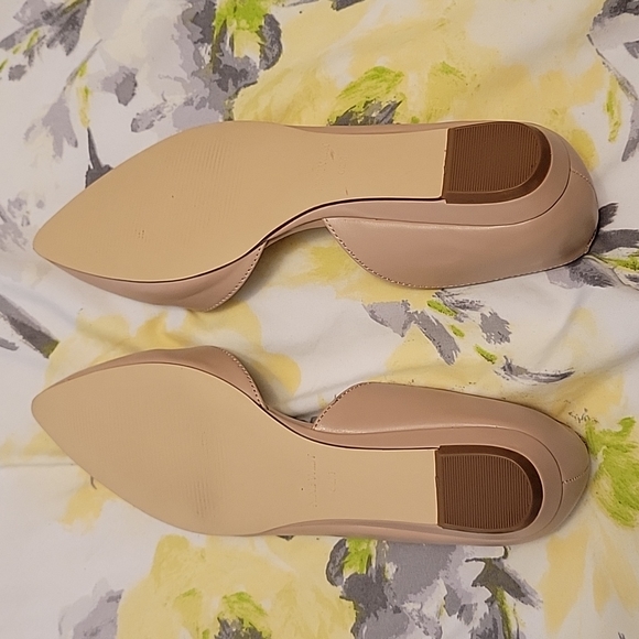 Nude Flats - Picture 2 of 2